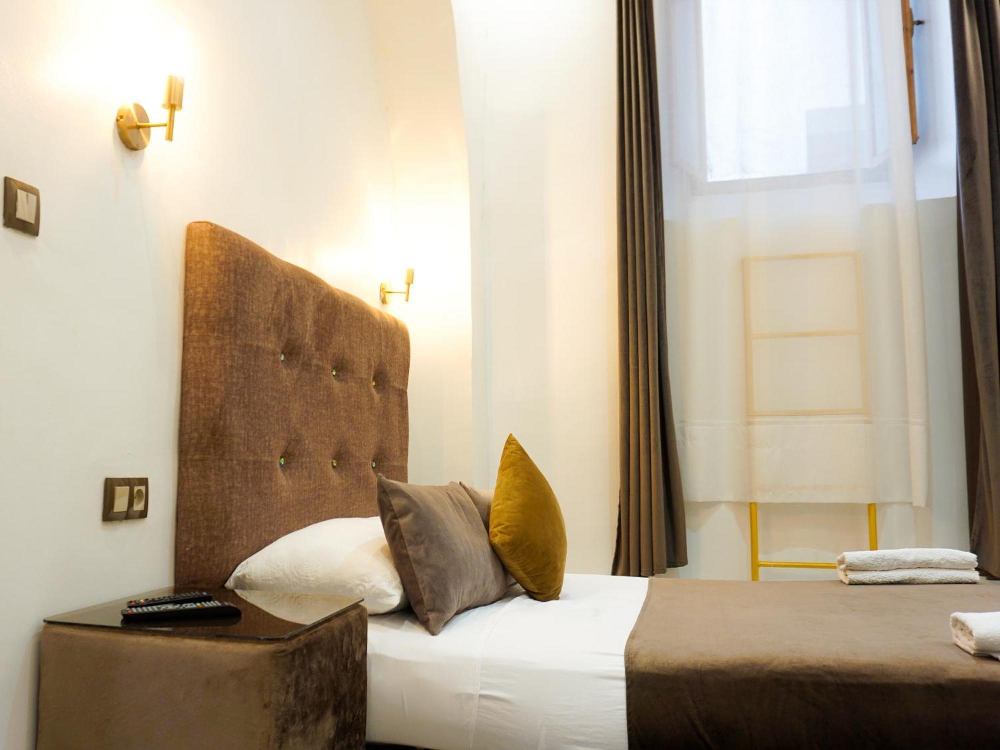 Hotel Palace Tanger ภายนอก รูปภาพ